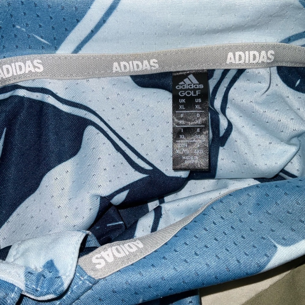 Men’s used size XL Adidas blue golf polo shirt multicolor blue Pre own item - Picture 2 of 4